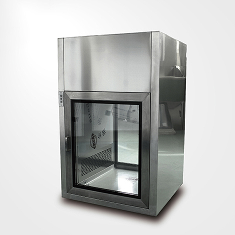 Dynamická priechodná schránka s vlastným čistením